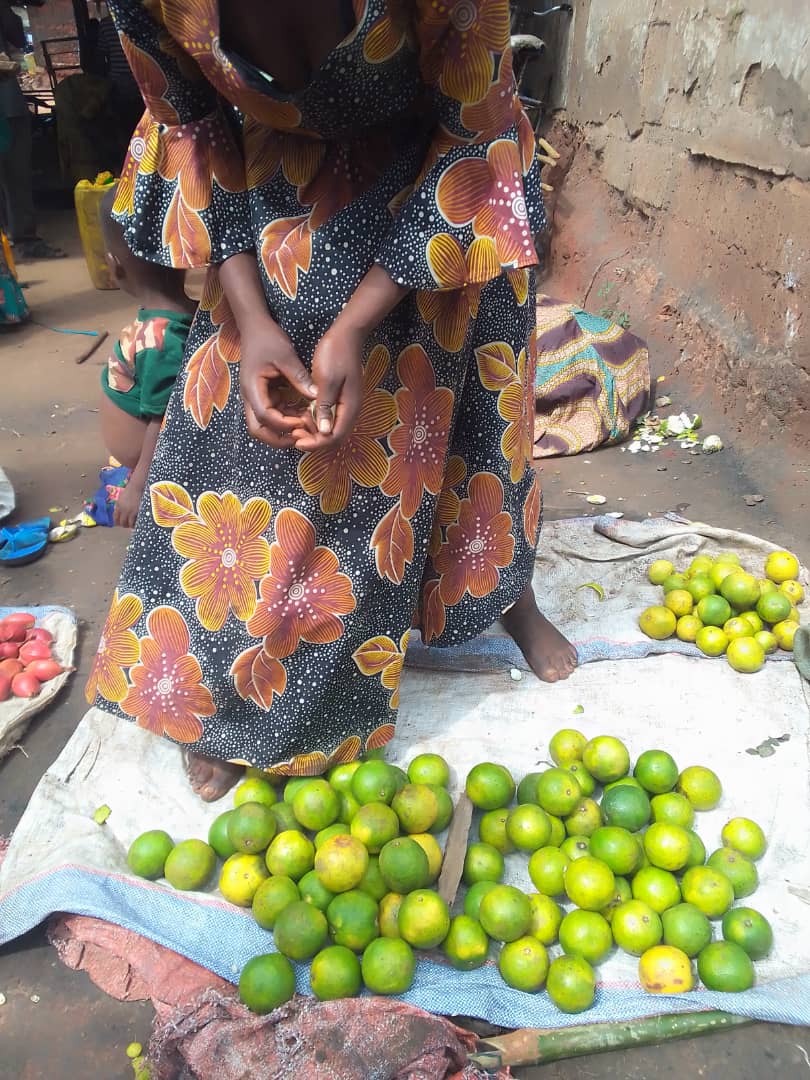 Mbuji-Mayi : le prix du fruit d’orange en hausse