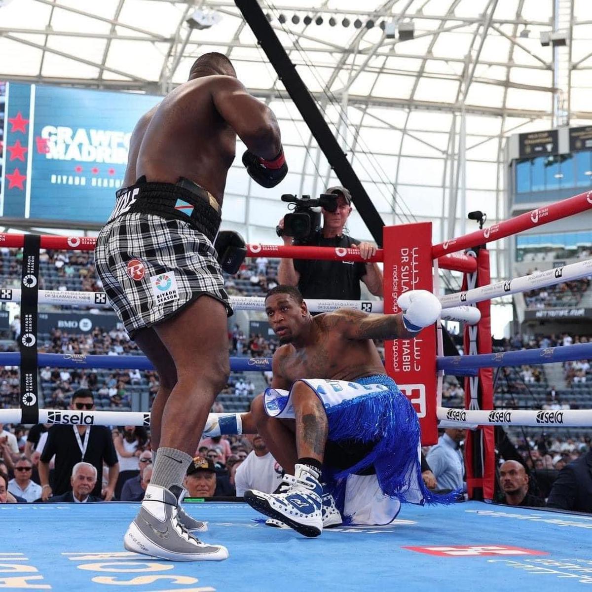 Boxe : le Congolais Martin Bakole bat l’Américain Jared Anderson par KO