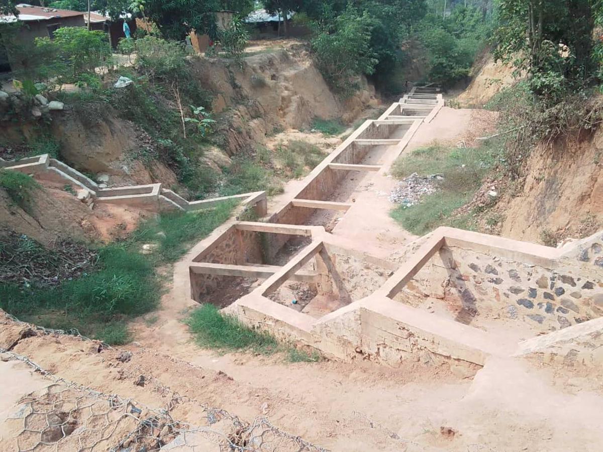 Suspension depuis 3 mois des travaux de lutte antiérosive à Kananga